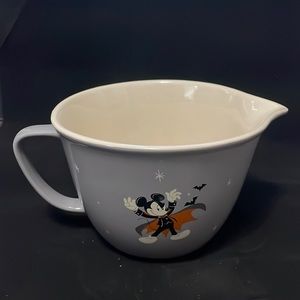 Mickey and Minnie Halloween Mixing bowl